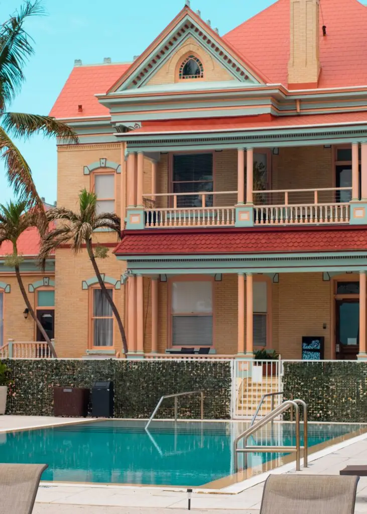 Florida vacation villa with a private outdoor swimming pool