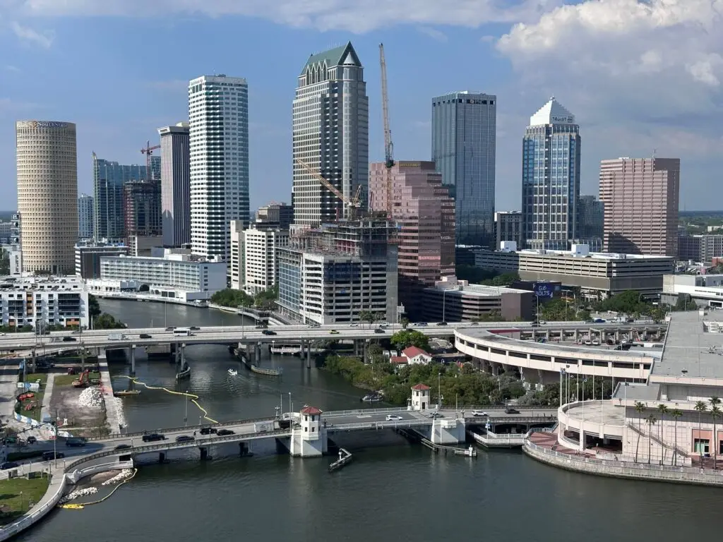 Tampa skyline with high-rise buildings and a river flowing below in Florida